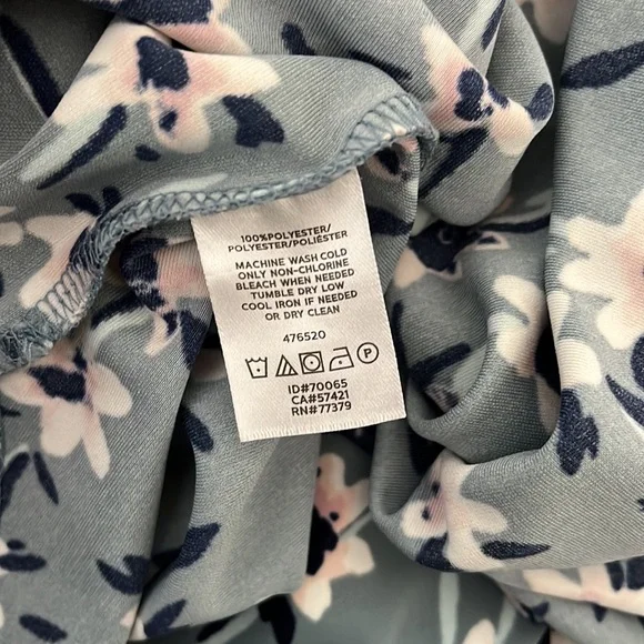 Blue gray with flowers blouse - Picture 6 of 6